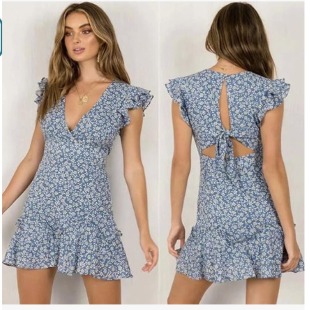 NWT SBetro blue and white floral dress Size Small